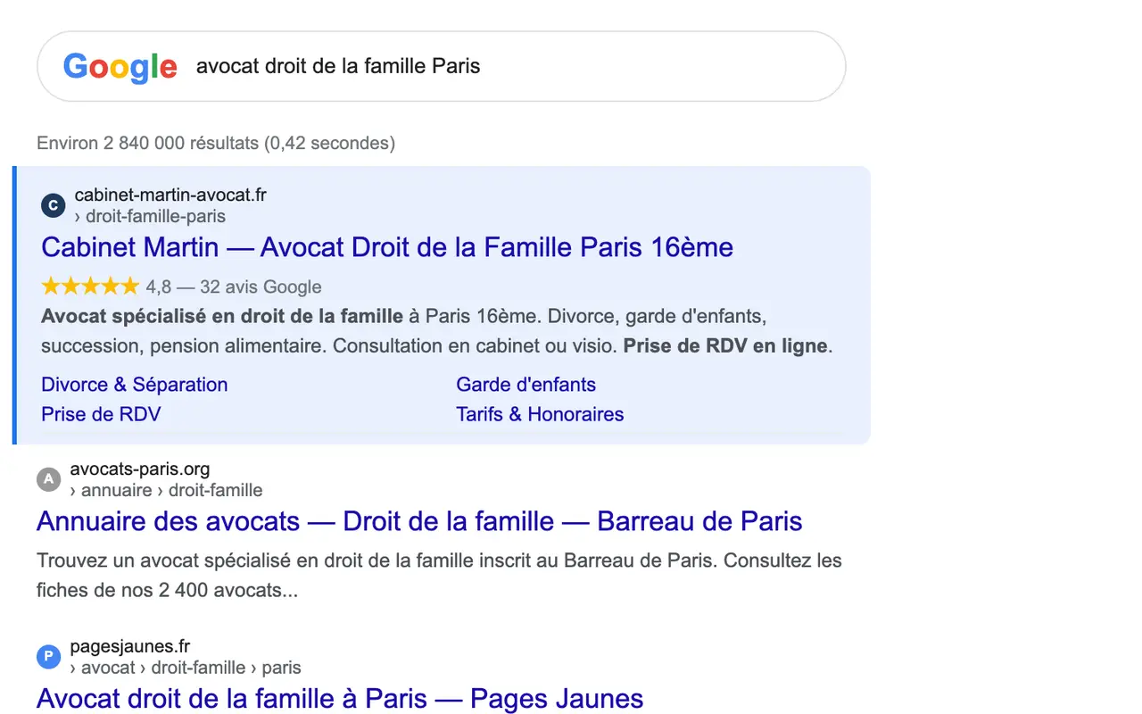 Reconstitution d’une page Google pour « avocat droit de la famille Paris » : le cabinet noté 4,8 sur 5 passe devant les annuaires